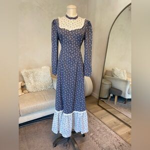 VINTAGE HANDMADE 60s 70s PRAIRIE BLUE AND WHITE DRESS VICTORIAN
